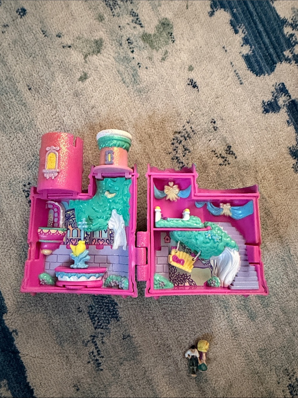 Polly Pocket-Style Pink Fold-Open Stable Playset with Accessories